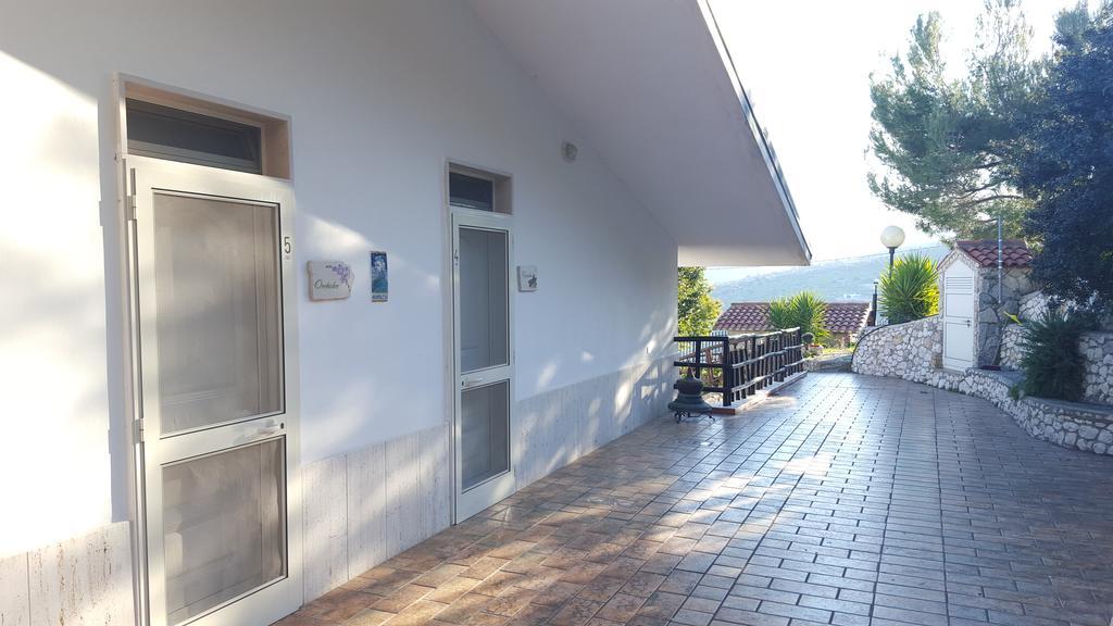B&B La Scapola Mattinata Exterior photo